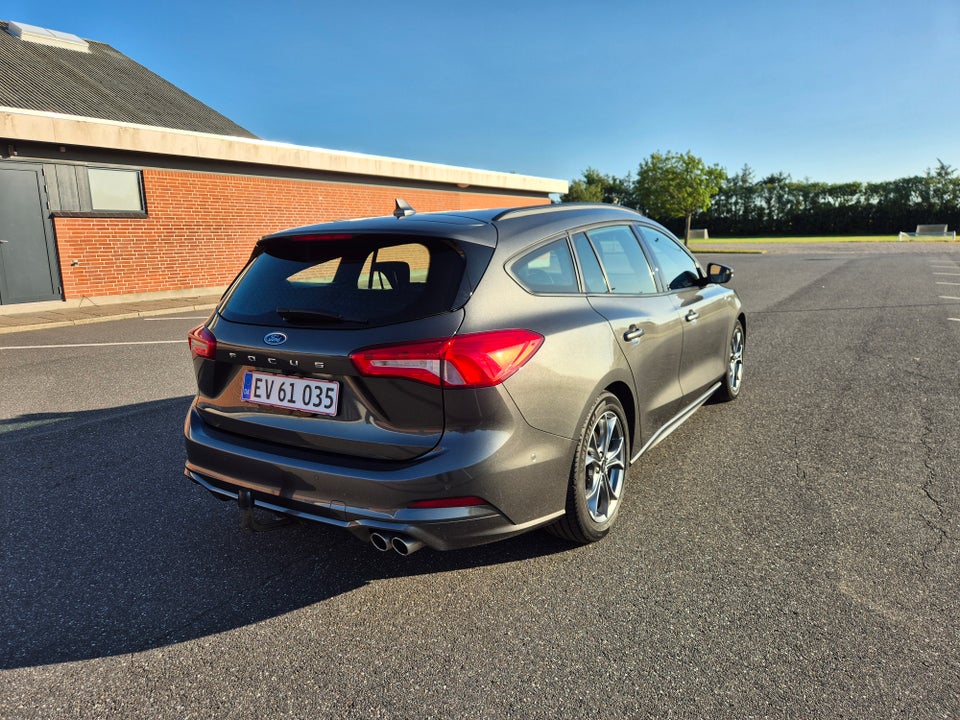 Ford Focus 1,5 EcoBlue ST-Line stc. aut. 5d