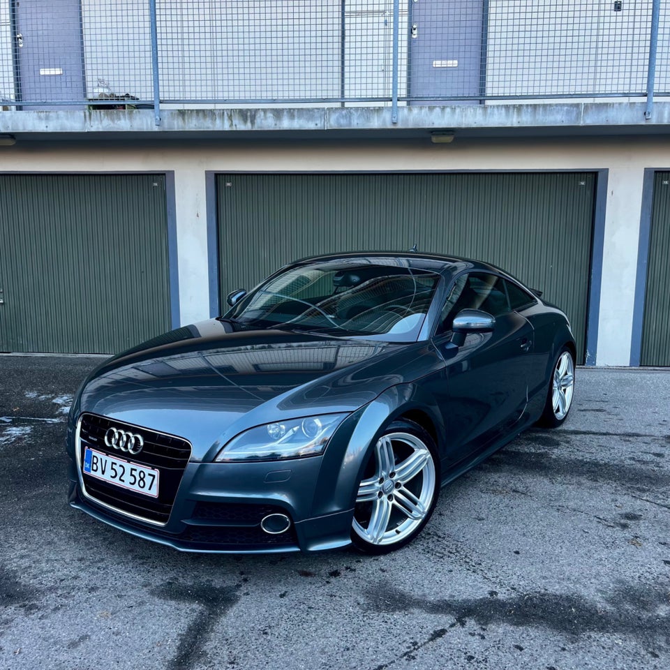Audi TT 2,0 TFSi 211 Coupé quattro S-tr. 2d