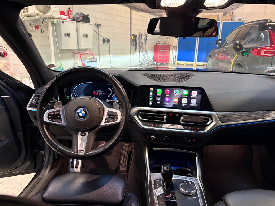 BMW 330e 2,0 Touring M-Sport aut. 5d