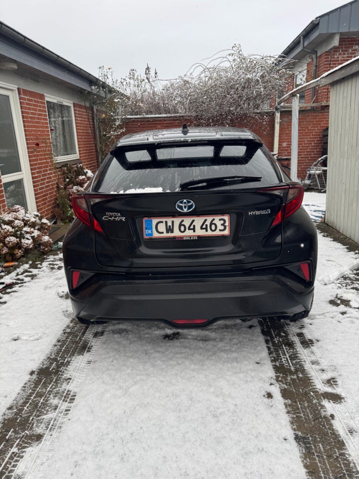 Toyota C-HR 1,8 Hybrid C-LUB Smart CVT 5d