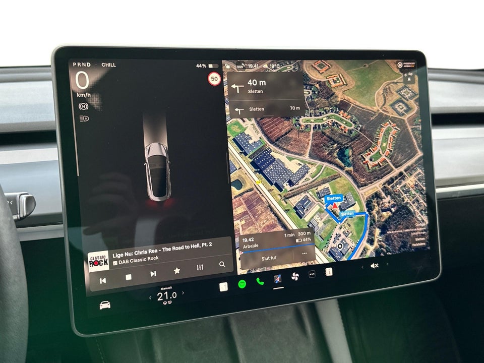 Tesla Model 3 Long Range AWD 4d