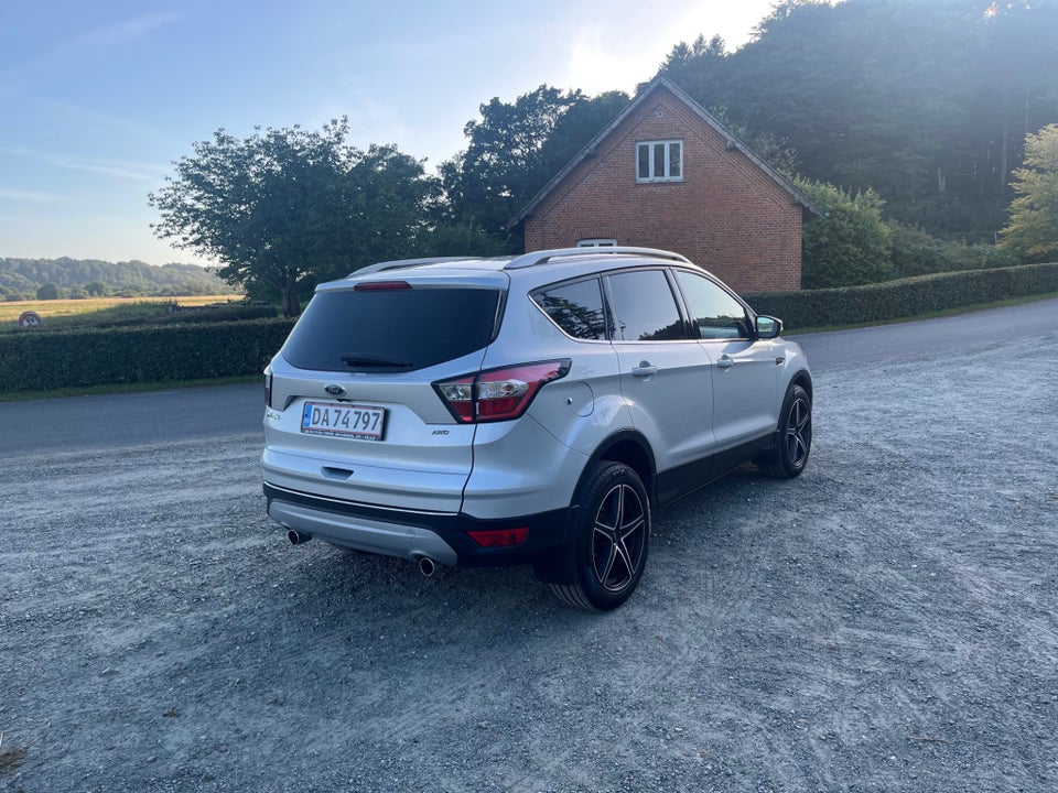 Ford Kuga 1,5 SCTi 176 Titanium aut. AWD 5d