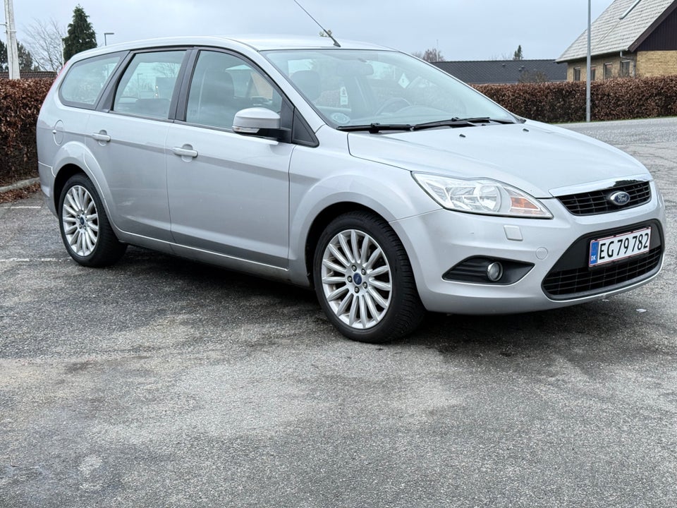 Ford Focus 1,6 Trend Collection stc. 5d