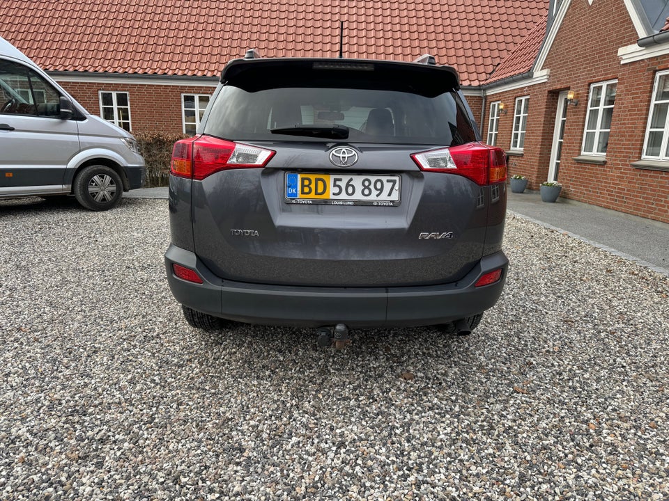 Toyota RAV4 2,0 D-4D T3 Van 5d