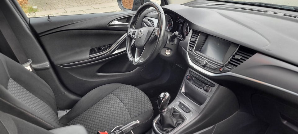 Opel Astra 1,0 T 105 Enjoy Sports Tourer 5d