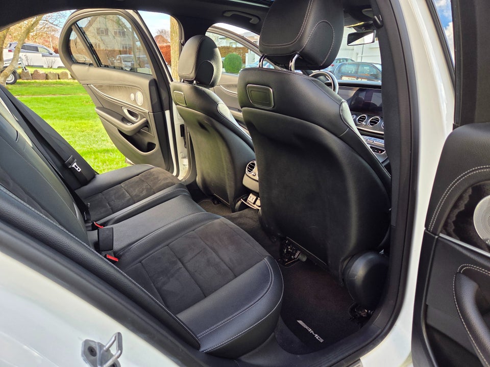 Mercedes E300 e 2,0 AMG Line aut. 4d