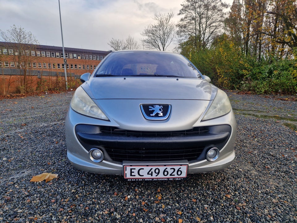 Peugeot 207 1,6  5d