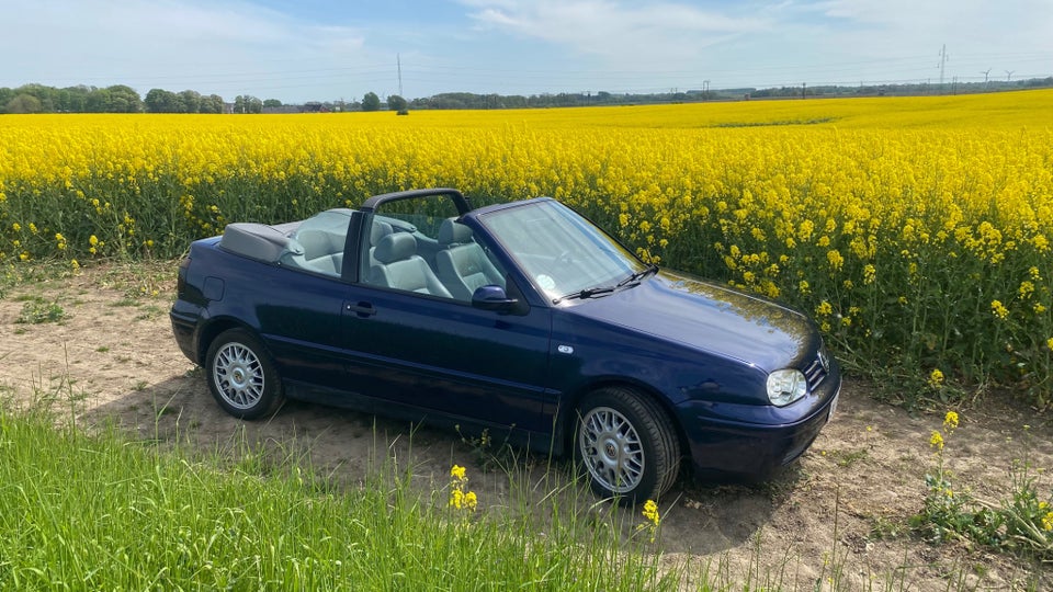 VW Golf IV 2,0 Comfortline Cabriolet aut. 2d