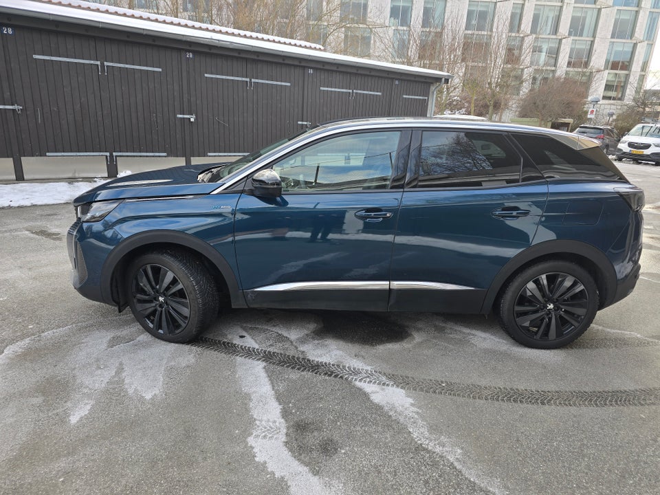 Peugeot 3008 1,6 Hybrid Allure Pack Limited EAT8 5d