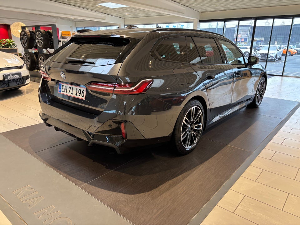 BMW i5 eDrive40 Touring M-Sport 5d