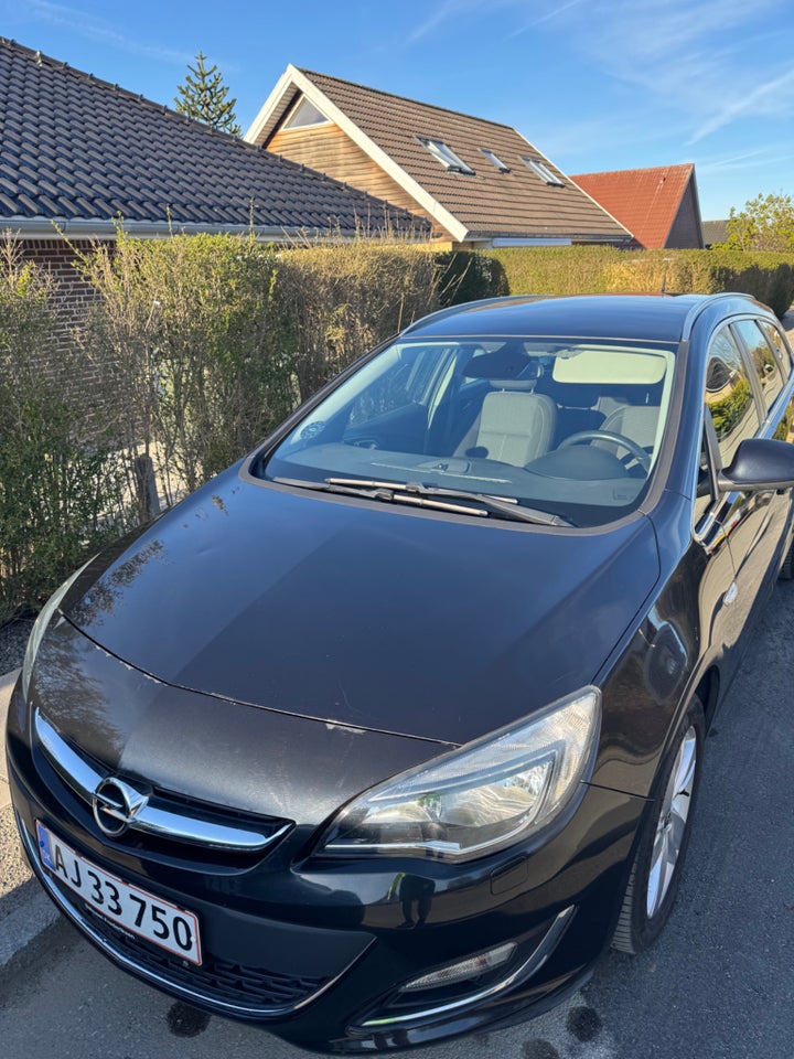 Opel Astra 1,4 T 140 Sport Sports Tourer 5d