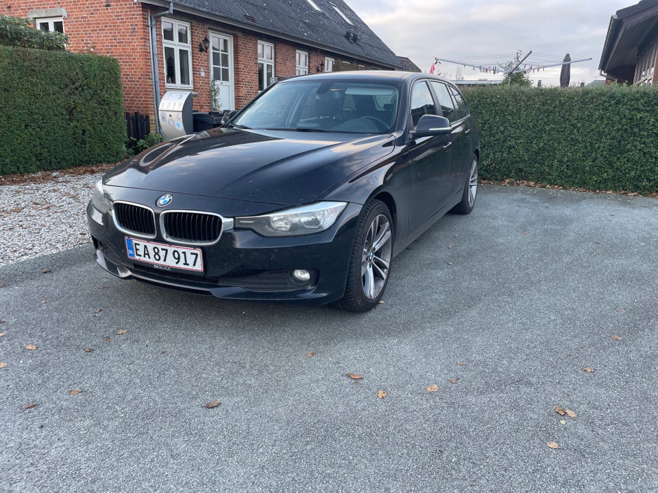 BMW 320d 2,0 Touring aut. 5d