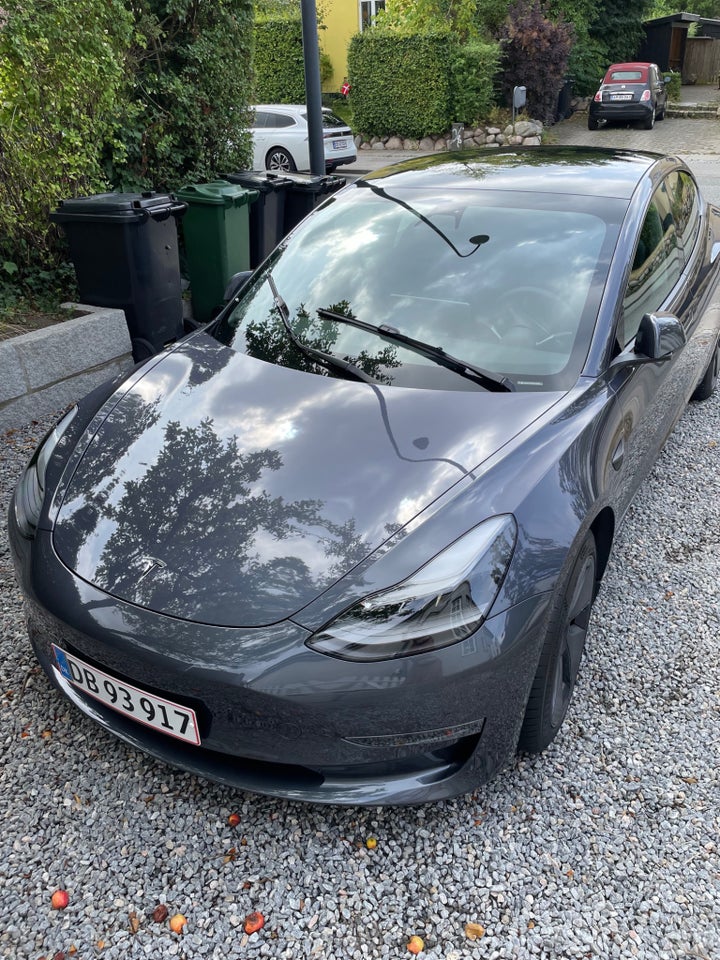 Tesla Model 3 Long Range AWD 4d