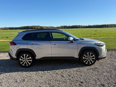 Toyota Corolla Cross 2,0 Hybrid Style Comfort CVT 5d