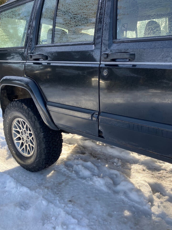 Jeep Cherokee 4,0 Limited aut. 5d