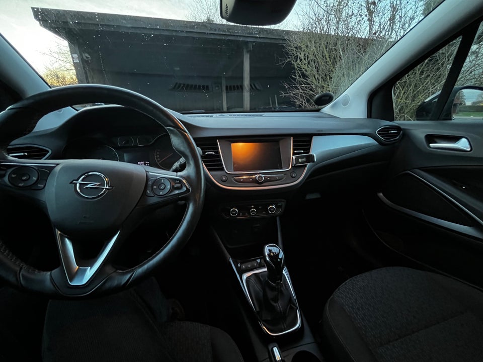 Opel Crossland X 1,2 Excite 5d