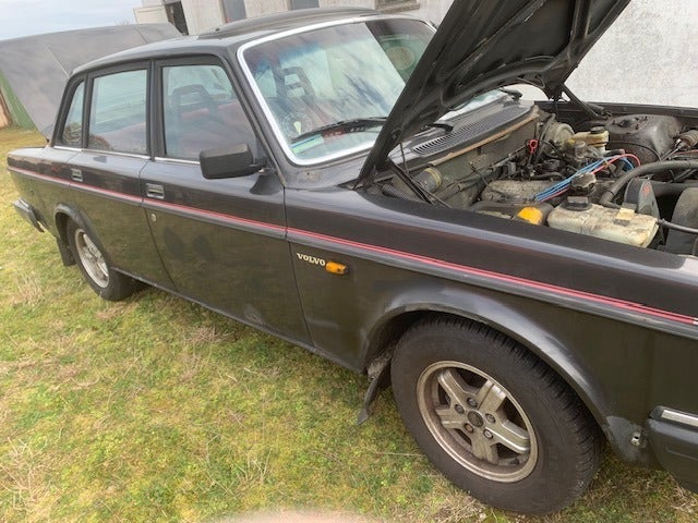 Volvo 244 2,4 aut. 4d
