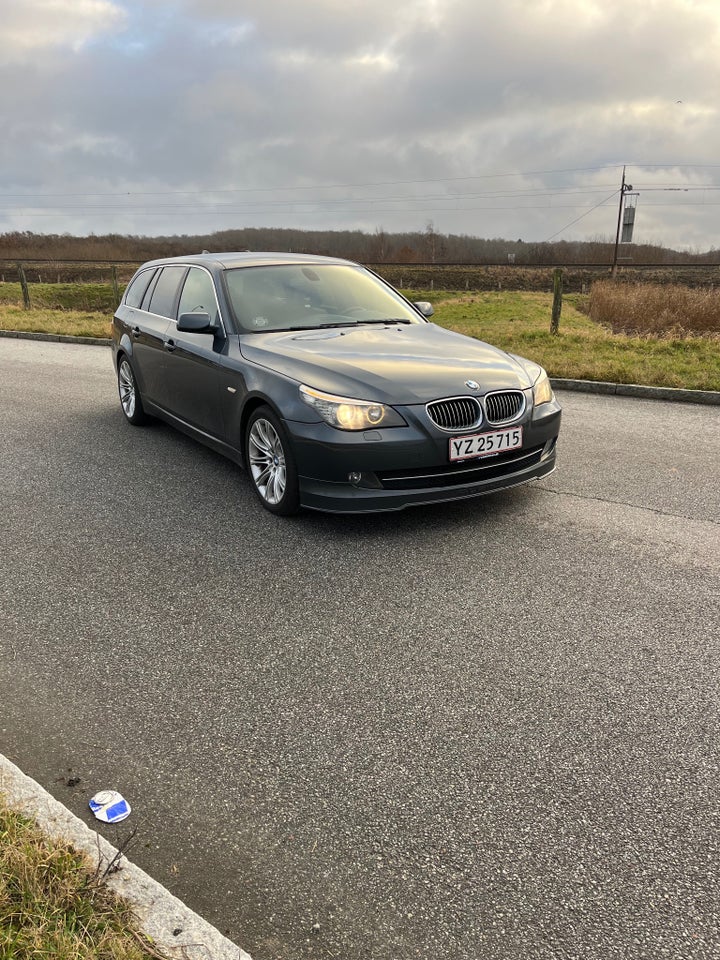 BMW 530i 3,0 Touring Steptr. 5d