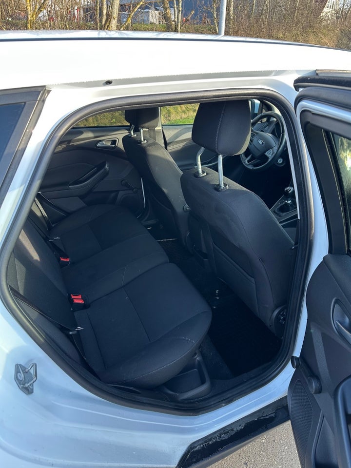 Ford Focus 1,5 TDCi 95 Trend stc. 5d