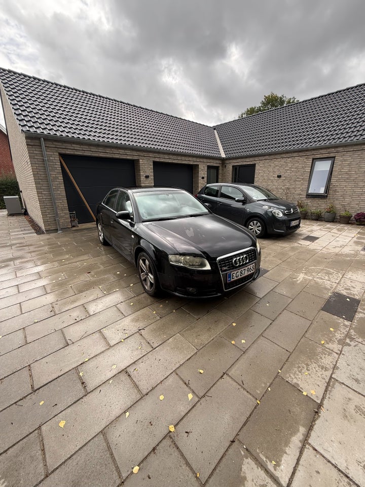 Audi A4 2,0 S-line 4d