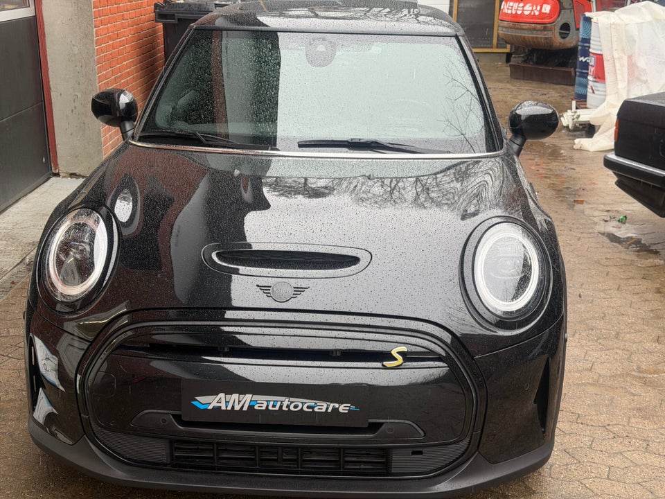 MINI Cooper SE Maximise 3d