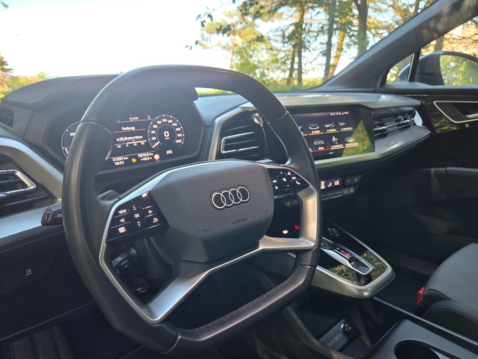 Audi Q4 e-tron 40 Advanced Sportback 5d