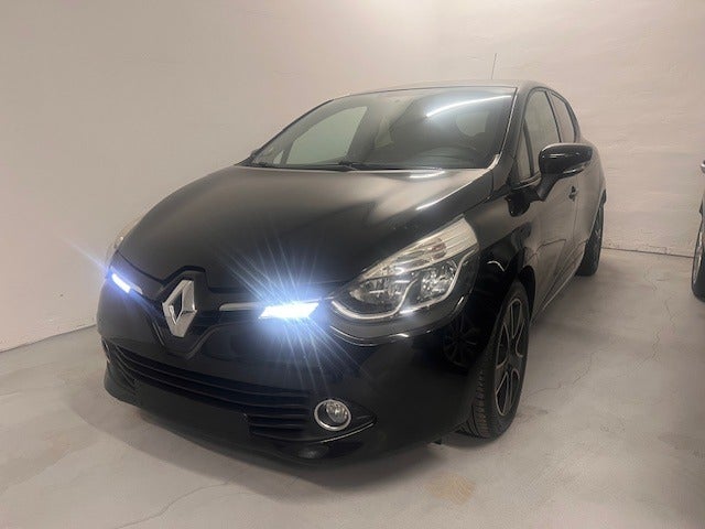 Renault Clio IV 0,9 TCe 90 Expression 5d