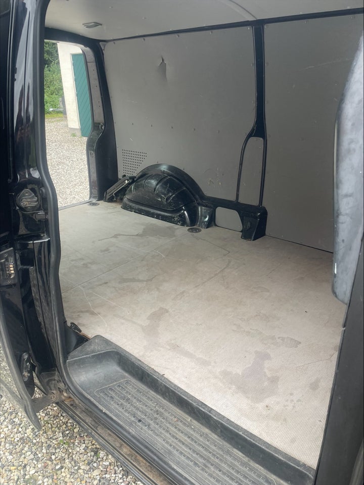 VW Transporter 2,0 TDi 140 Kassevogn DSG lang