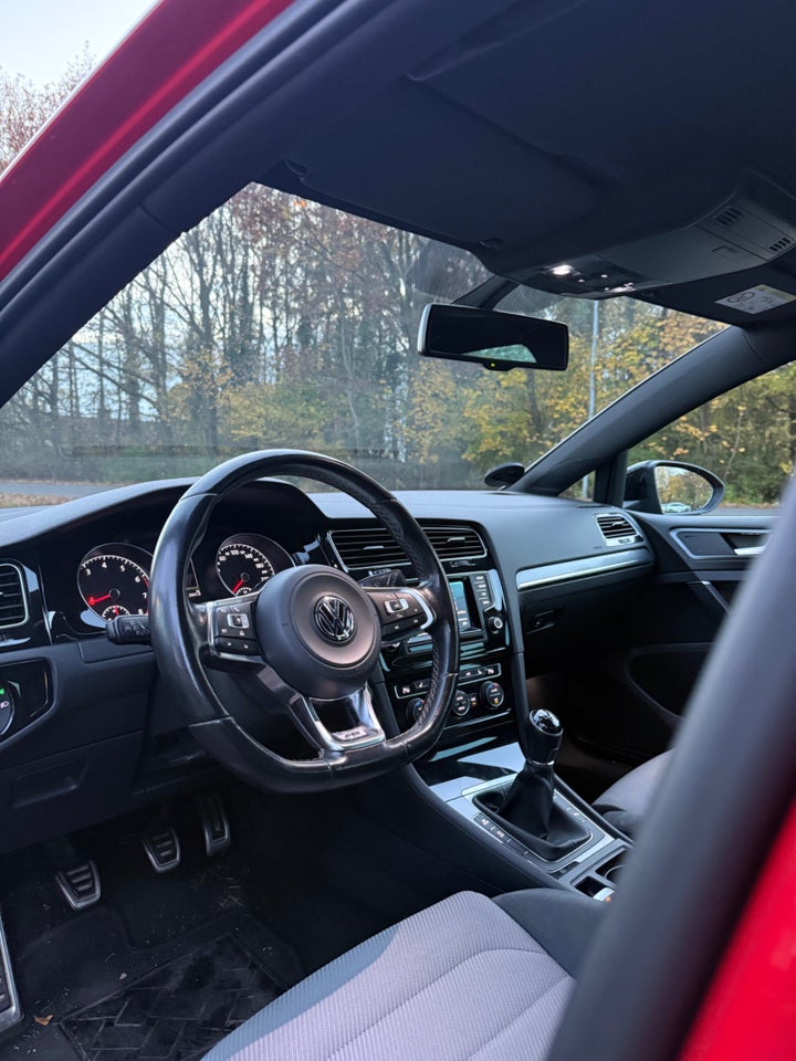 VW Golf VII 1,4 TSi 140 R-line BMT 5d