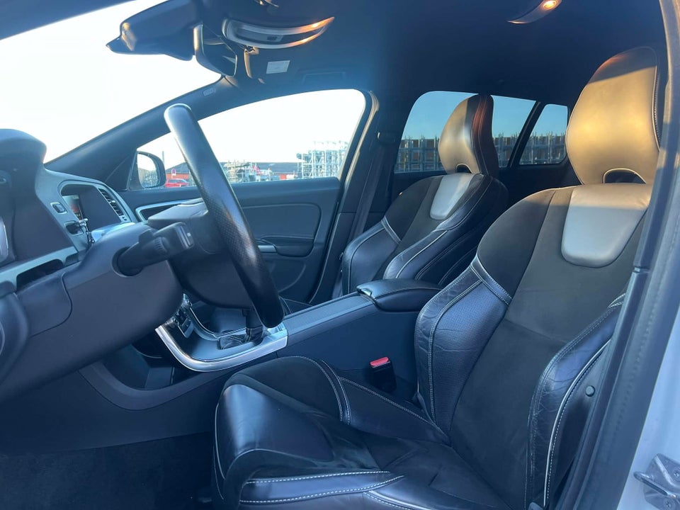 Volvo V60 2,0 D4 190 R-Design aut. 5d