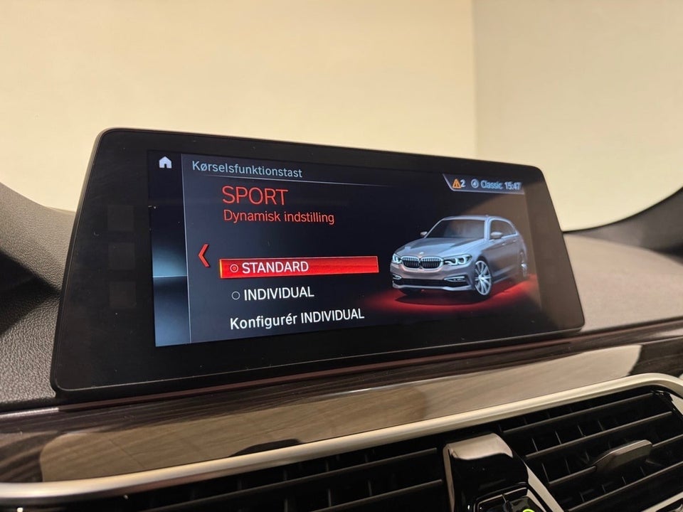 BMW 530d 3,0 Touring Sport Line xDrive aut. 5d