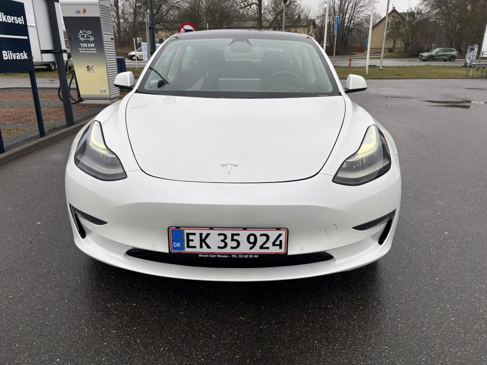 Tesla Model 3 Long Range AWD 4d