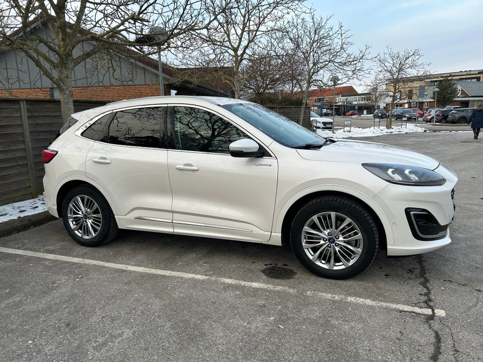 Ford Kuga 2,5 PHEV Vignale CVT 5d