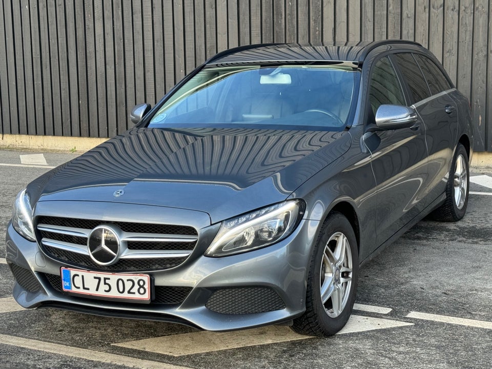 Mercedes C220 d 2,2 Avantgarde stc. aut. 5d