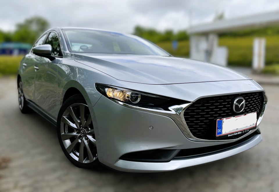 Mazda 3 2,0 SkyActiv-G 122 Cosmo aut. 5d