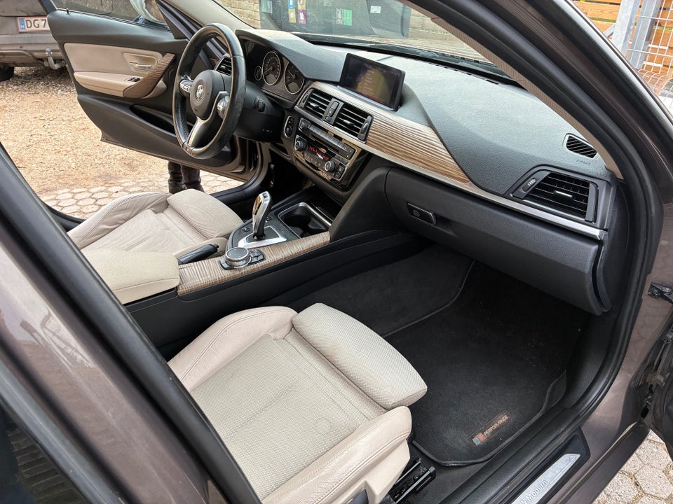 BMW 320i 2,0 Modern Line aut. 4d