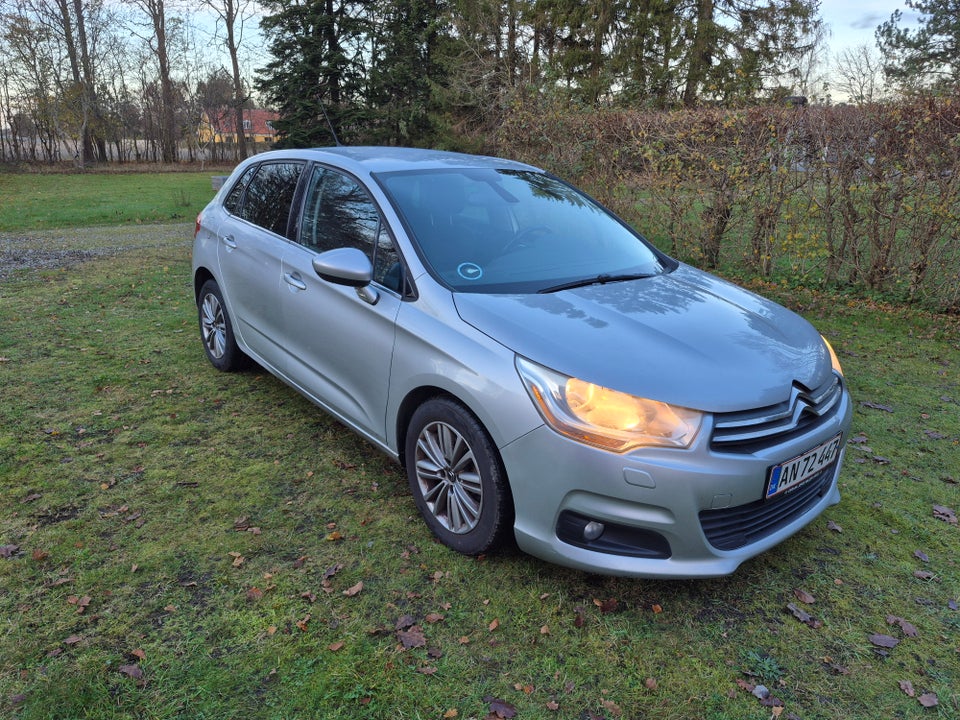 Citroën C4 1,6 e-HDi 112 Seduction 5d
