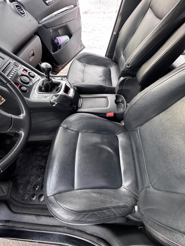 Peugeot 5008 2,0 HDi 150 Premium 7prs 5d