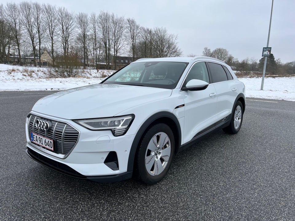Audi e-tron 50 quattro 5d
