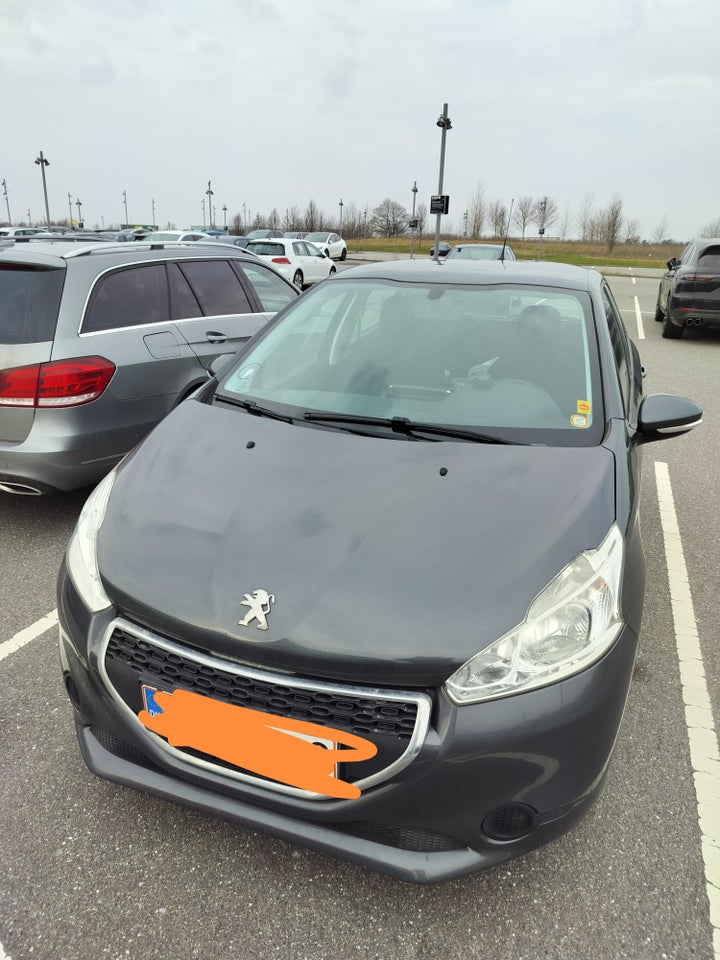 Peugeot 208 1,2 VTi Active 5d