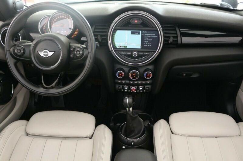 MINI Cooper S 2,0 Cabriolet 2d