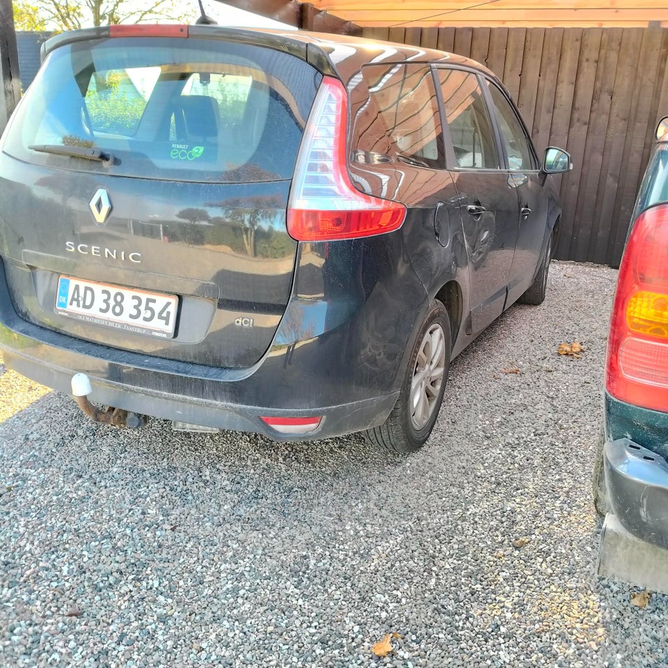 Renault Grand Scenic III 1,6 dCi 130 Expression 7prs 5d
