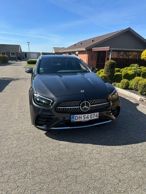 Mercedes E300 e 2,0 AMG Line stc. aut. 5d