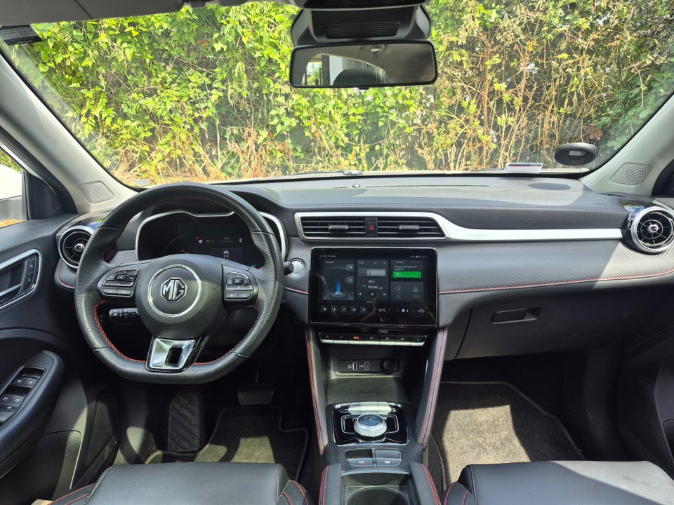 MG ZS 70 Luxury 5d