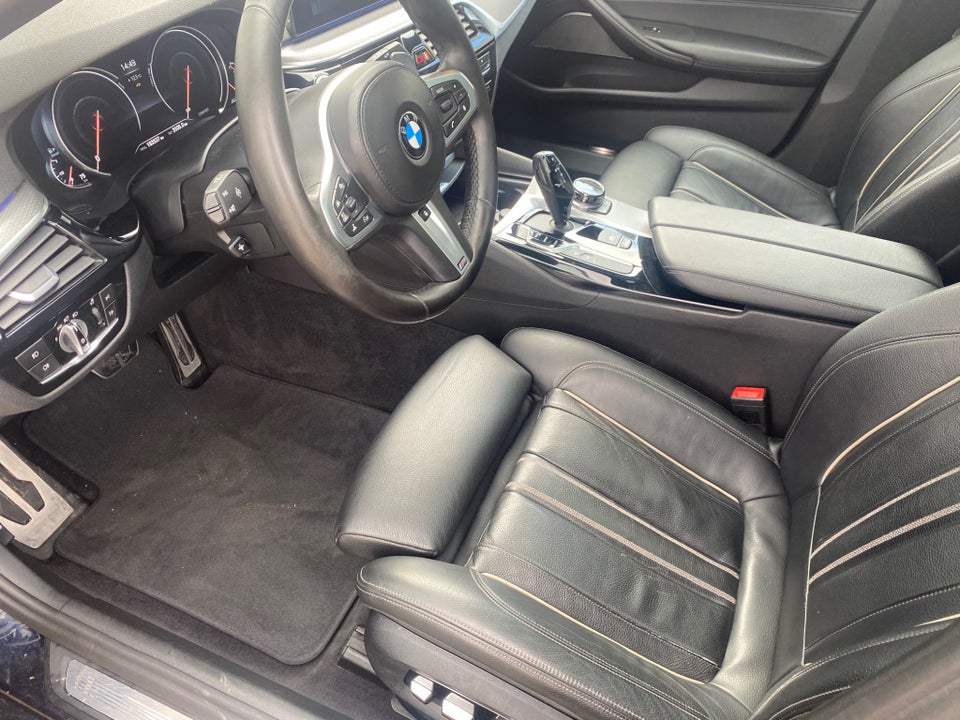 BMW 530d 3,0 Touring M-Sport xDrive aut. 5d