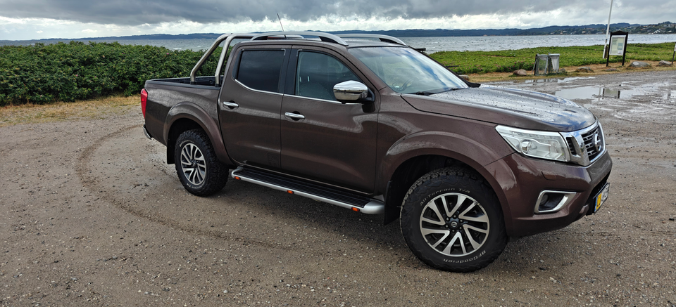 Nissan Navara 2,3 dCi 190 Db.Kab Tekna 4d