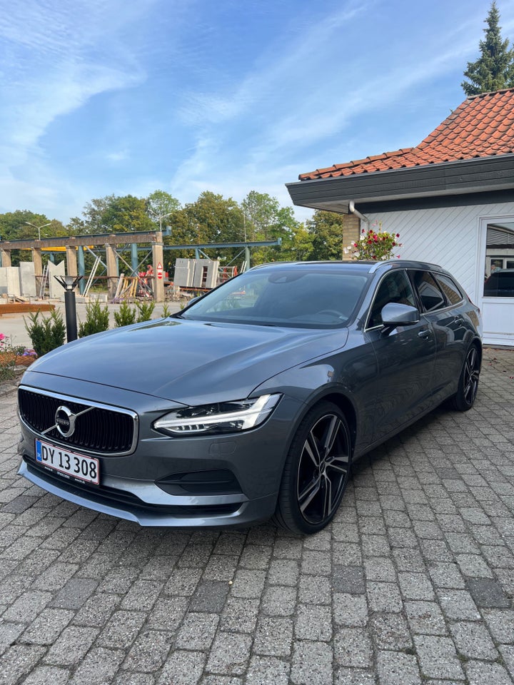 Volvo V90 2,0 D4 190 Momentum aut. 5d