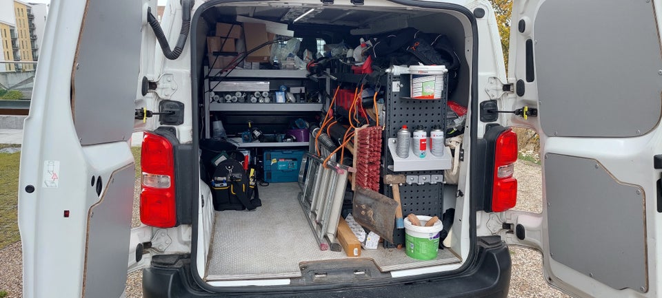 Toyota ProAce 2,0 D 120 Medium Comfort 5d