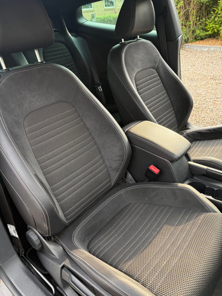 VW Scirocco 2,0 TSi 210 Sport DSG 3d