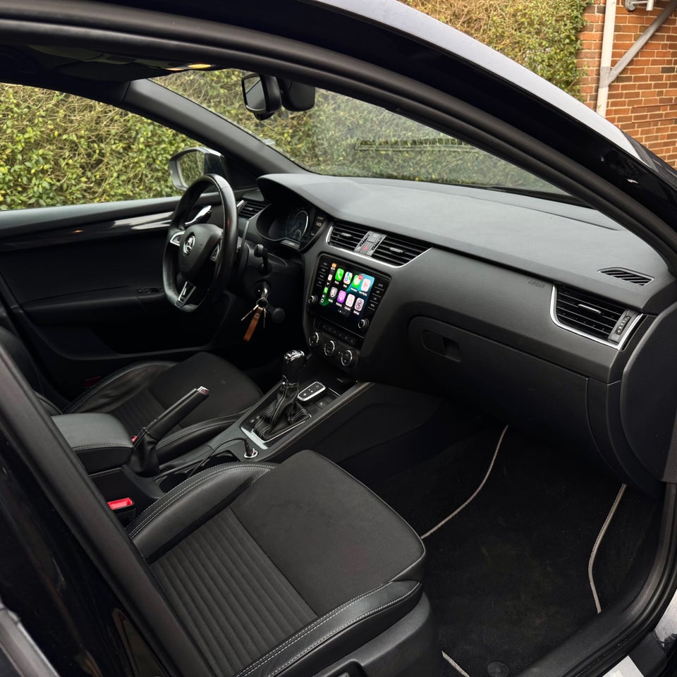 Skoda Octavia 2,0 TSi 220 RS Combi DSG 5d